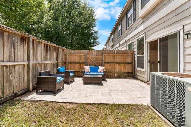 7911 Barnes Ridge Lane, Houston, TX 77072