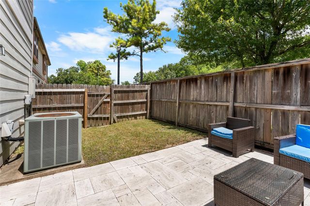 7911 Barnes Ridge Lane, Houston, TX 77072