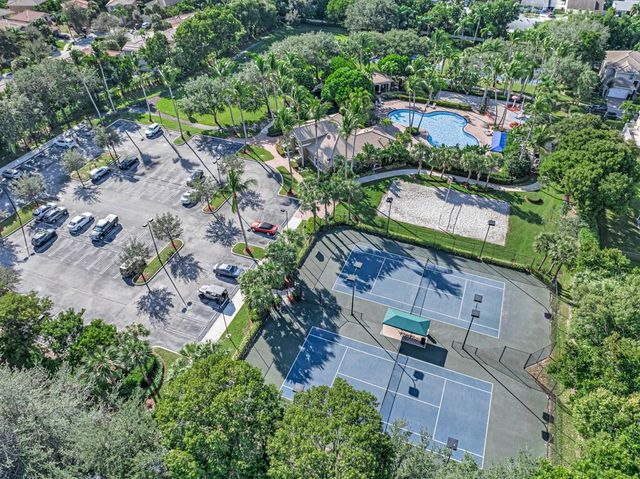 5402 Eastbay Drive, Greenacres, FL 33463