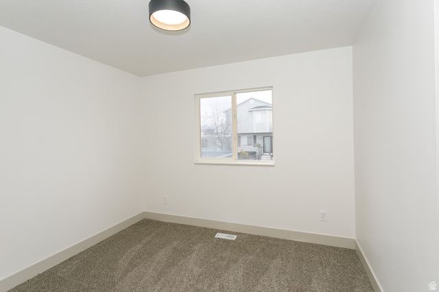 5556 S 3800 W, Roy, UT 84067