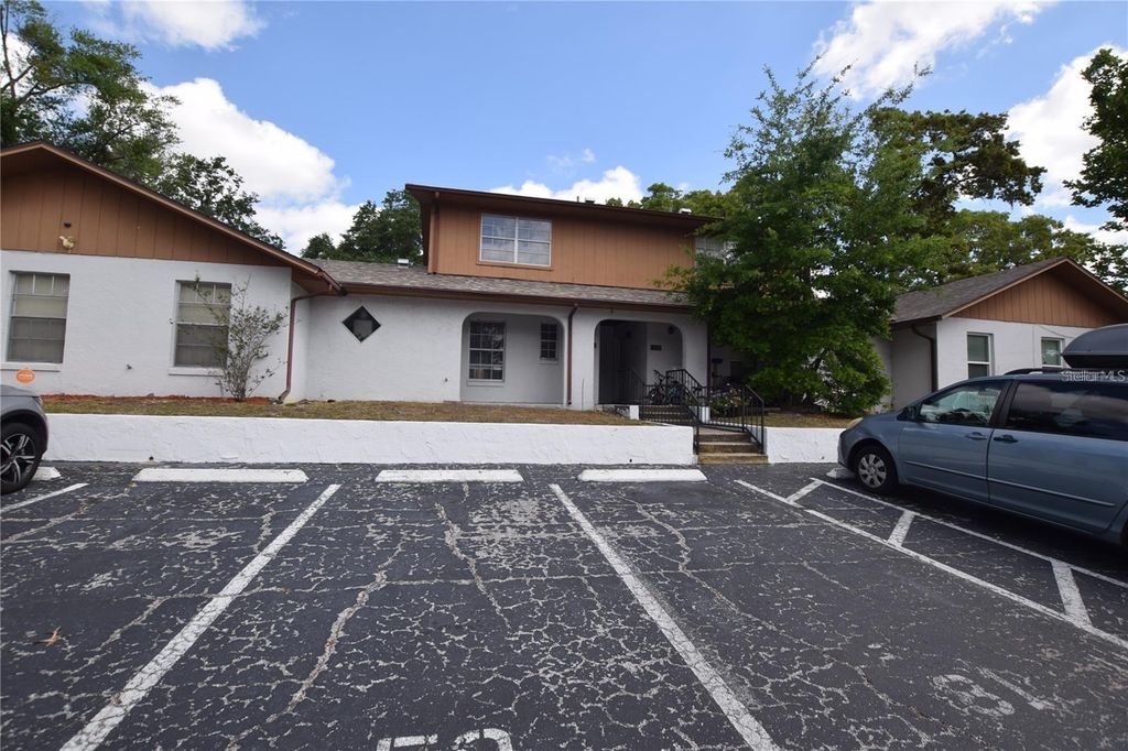Image 1 of property listing at 4825 LIGHTHOUSE CIRCLE GE, Orlando, FL 32808