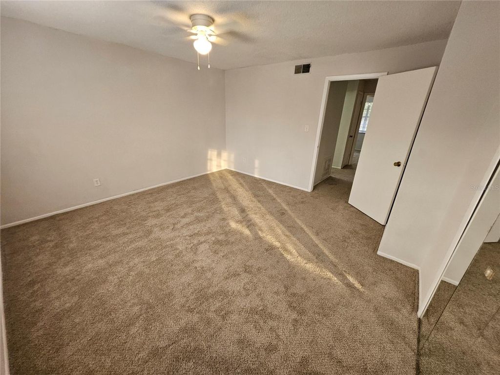 Image 23 of property listing at 4825 LIGHTHOUSE CIRCLE GE, Orlando, FL 32808