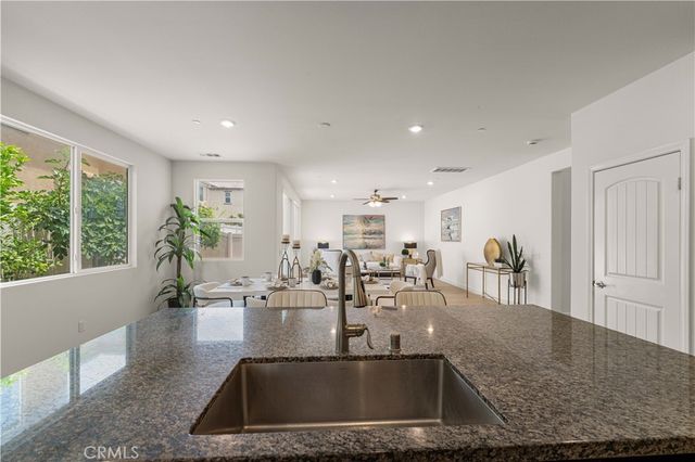 6956 La Rochelle, Chino, CA 91710