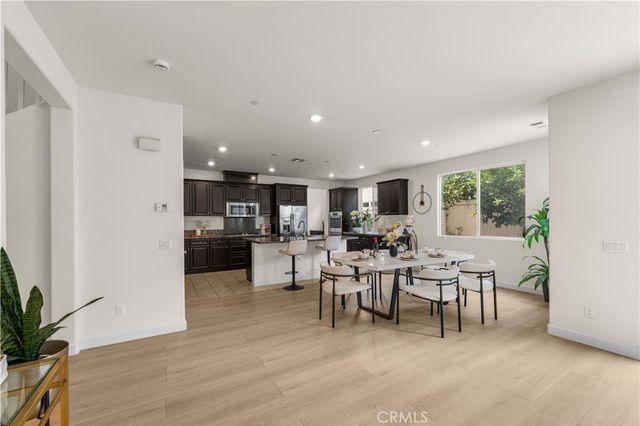 6956 La Rochelle, Chino, CA 91710