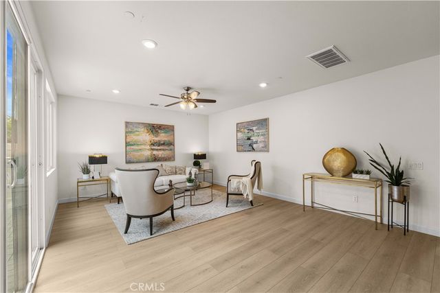 6956 La Rochelle, Chino, CA 91710