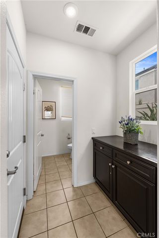 6956 La Rochelle, Chino, CA 91710