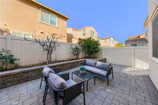 6956 La Rochelle, Chino, CA 91710