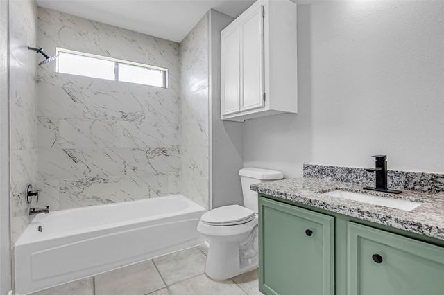 4795 Slade Ben Lane, Alvin, TX 77511