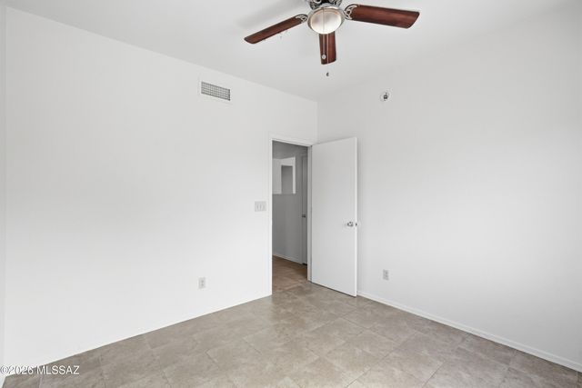 5497 S Wembly Road, Tucson, AZ 85746