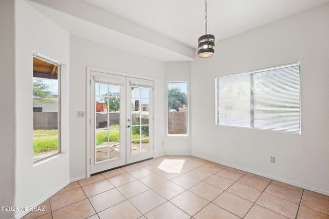 5497 S Wembly Road, Tucson, AZ 85746