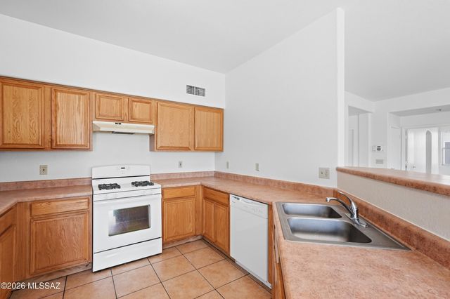 5497 S Wembly Road, Tucson, AZ 85746