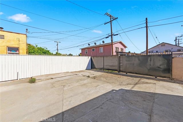 1118 E 77th, Los Angeles, CA 90001