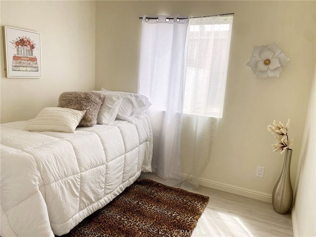 1118 E 77th, Los Angeles, CA 90001