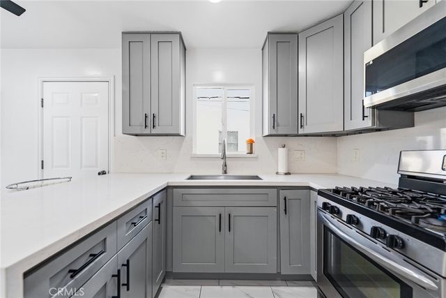 1118 E 77th, Los Angeles, CA 90001