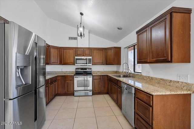 2413 W PHILLIPS Road, Queen Creek, AZ 85144