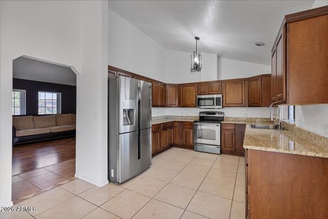 2413 W PHILLIPS Road, Queen Creek, AZ 85144