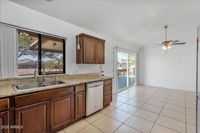 2413 W PHILLIPS Road, Queen Creek, AZ 85144