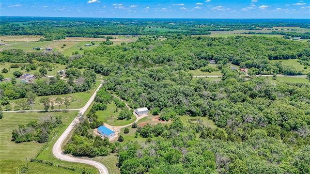 264 NW 1441st Road, Holden, MO 64040