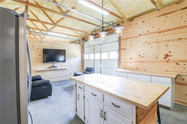 264 NW 1441st Road, Holden, MO 64040