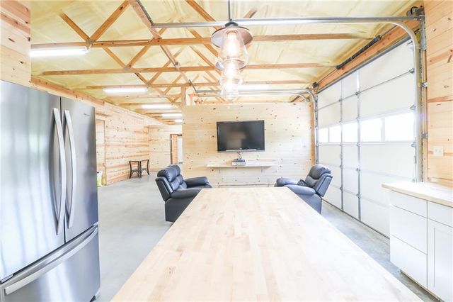 264 NW 1441st Road, Holden, MO 64040