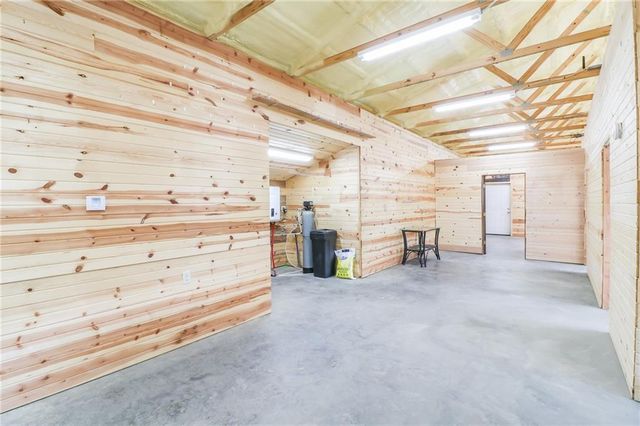 264 NW 1441st Road, Holden, MO 64040