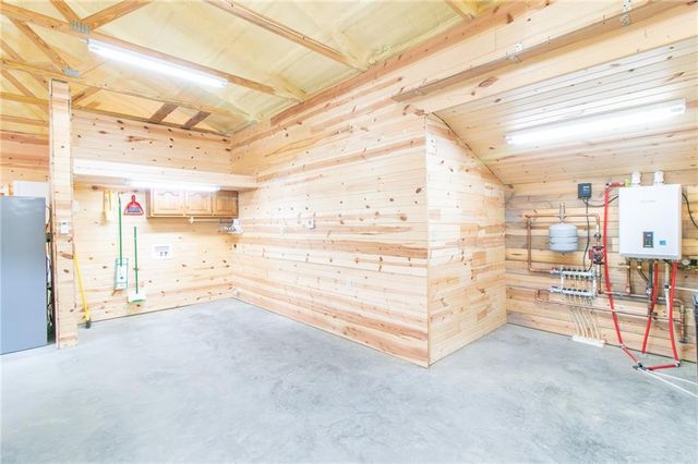 264 NW 1441st Road, Holden, MO 64040