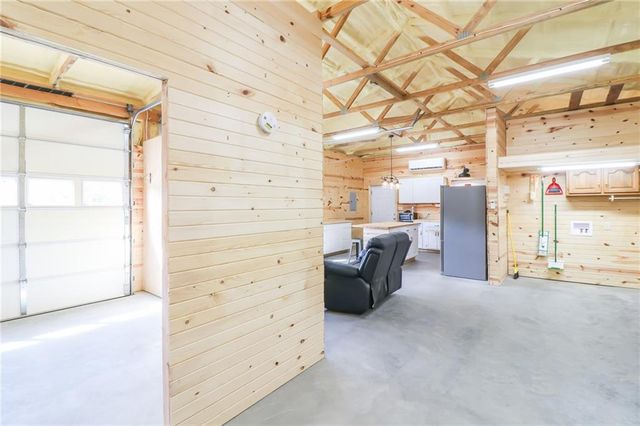 264 NW 1441st Road, Holden, MO 64040