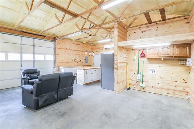 264 NW 1441st Road, Holden, MO 64040