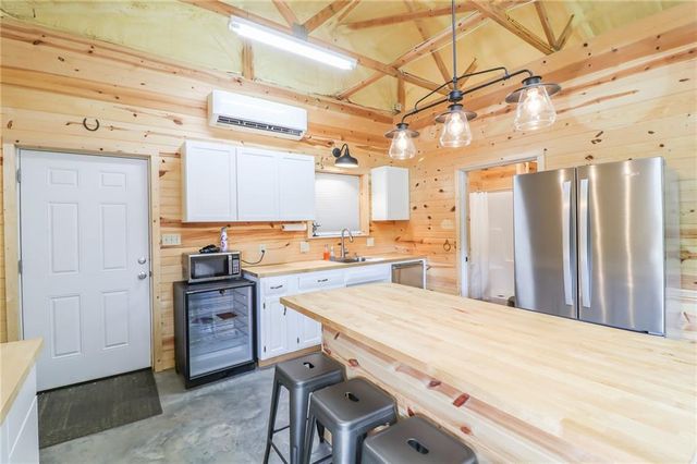 264 NW 1441st Road, Holden, MO 64040