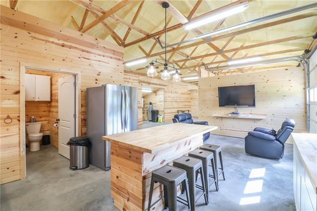 264 NW 1441st Road, Holden, MO 64040