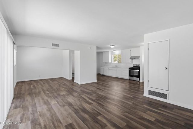 1447 Alexander Street, Simi Valley, CA 93065