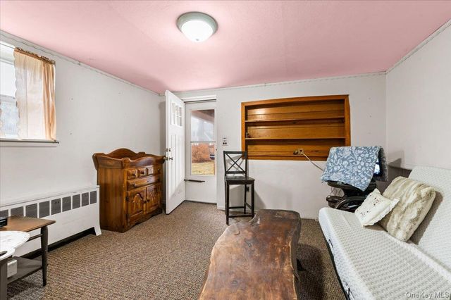 6 Gateway Street, Bethpage, NY 11714