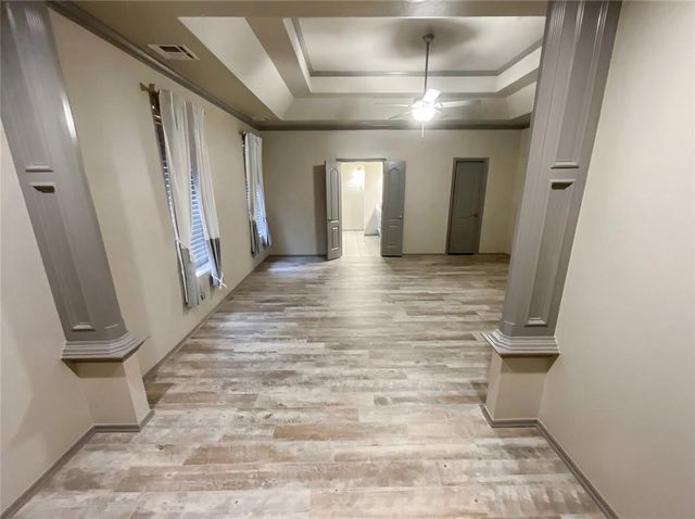 8816 NW 121st Terrace, Oklahoma City, OK 73162