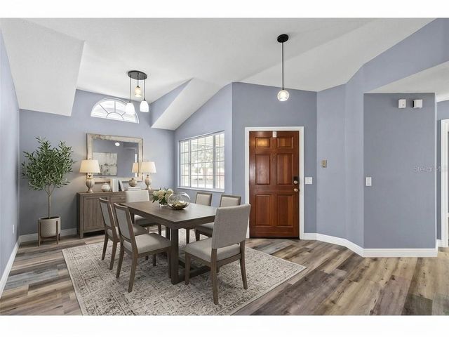 305 SAND RIDGE DRIVE, Valrico, FL 33594
