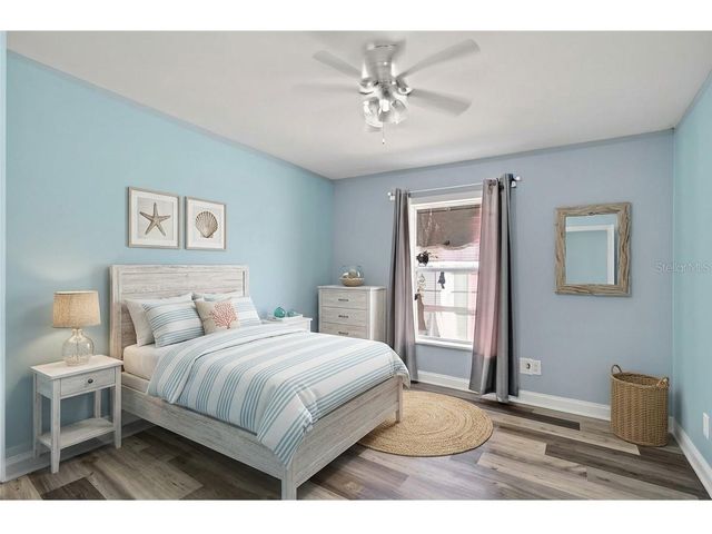 305 SAND RIDGE DRIVE, Valrico, FL 33594