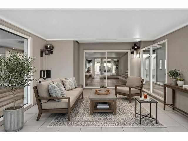 305 SAND RIDGE DRIVE, Valrico, FL 33594