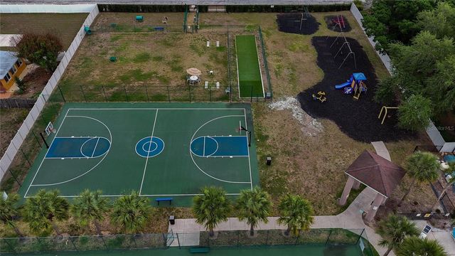 305 SAND RIDGE DRIVE, Valrico, FL 33594