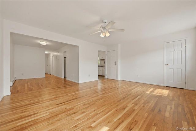 7 Anchorage Road, Port Washington, NY 11050