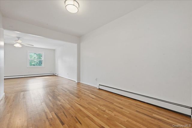 7 Anchorage Road, Port Washington, NY 11050