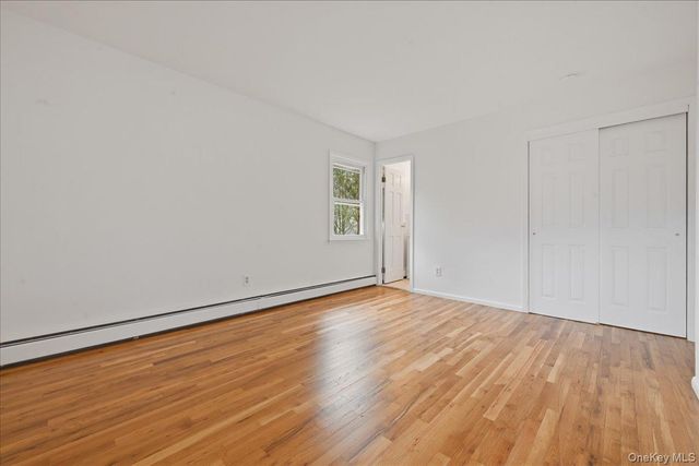 7 Anchorage Road, Port Washington, NY 11050