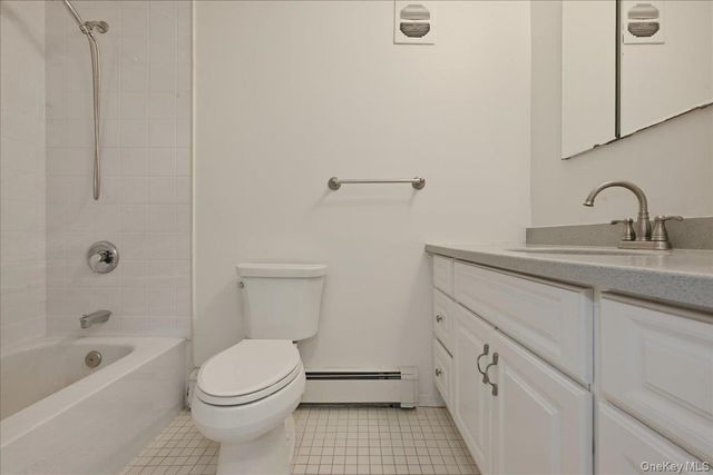 7 Anchorage Road, Port Washington, NY 11050