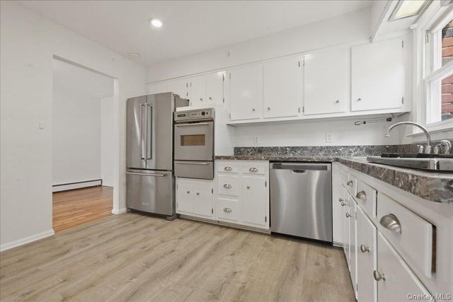 7 Anchorage Road, Port Washington, NY 11050