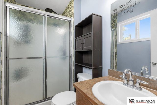 4733 S 81st Street, Ralston, NE 68127