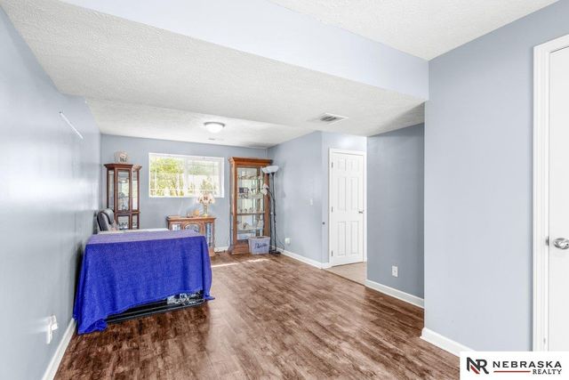 4733 S 81st Street, Ralston, NE 68127