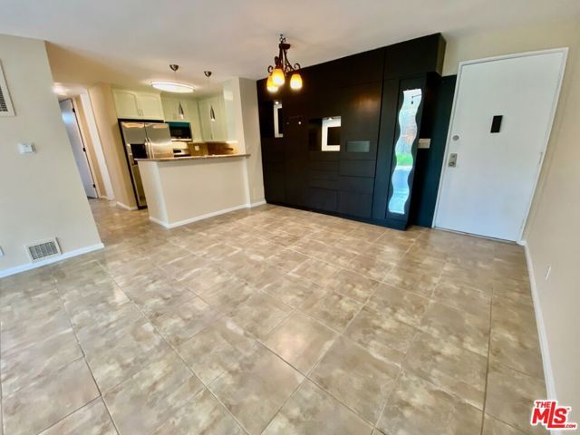 6375 Green Valley Circle 104, Culver City, CA 90230