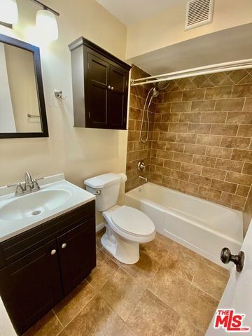 6375 Green Valley Circle 104, Culver City, CA 90230