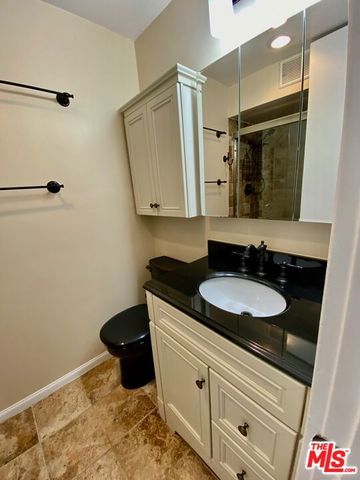 6375 Green Valley Circle 104, Culver City, CA 90230