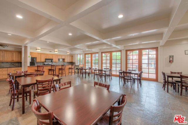 6375 Green Valley Circle 104, Culver City, CA 90230