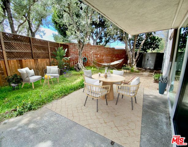 6375 Green Valley Circle 104, Culver City, CA 90230