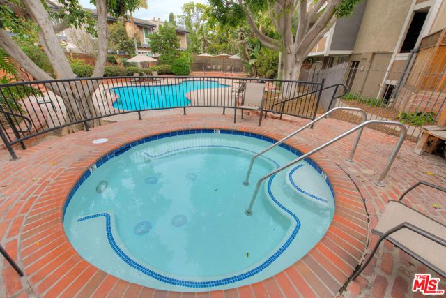 6375 Green Valley Circle 104, Culver City, CA 90230